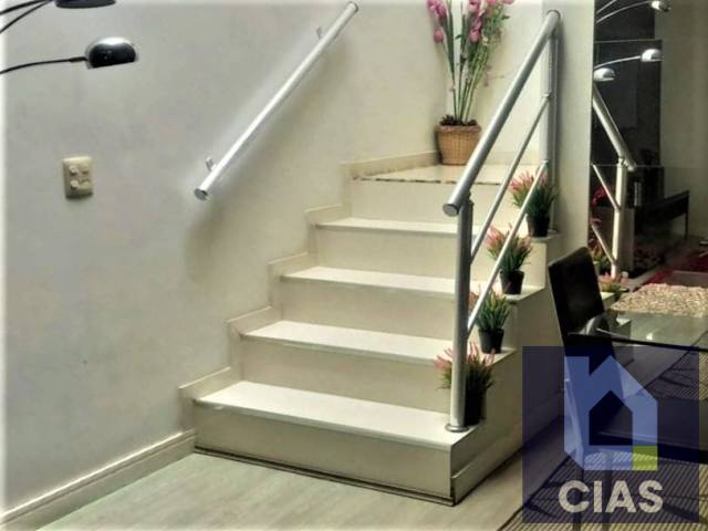 Sobrado para Venda em Santo André - 4